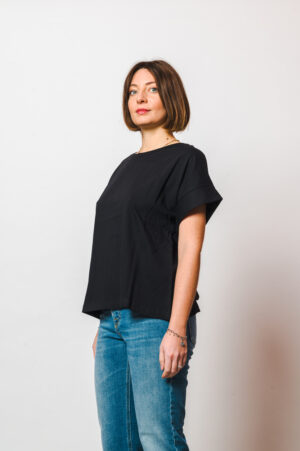 T-Shirt-Solotre-Nero-Rajah-Shop-laterale