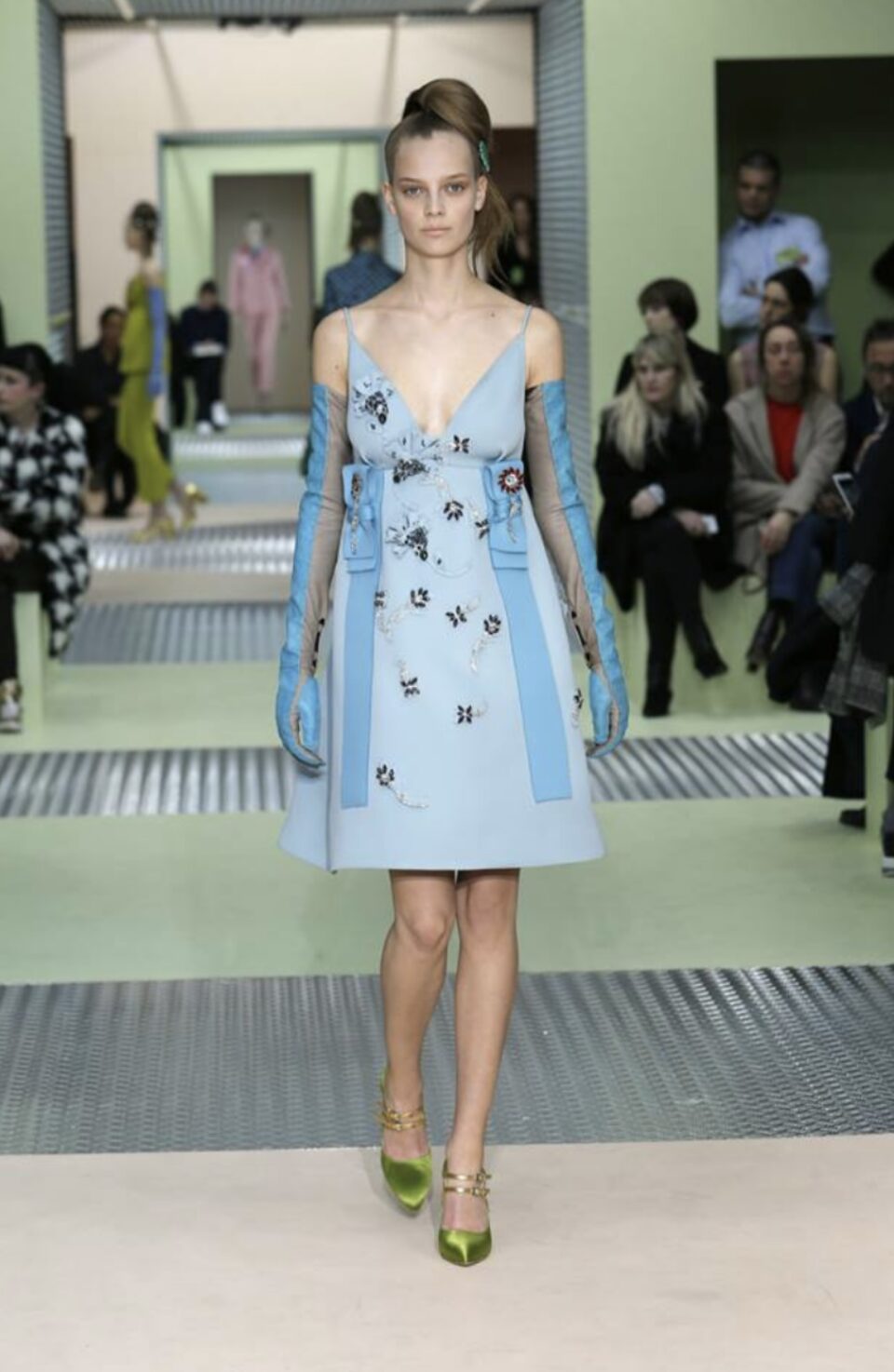 prada-abito-iconico-rajah-shop-blog-moda-italiana-evoluzione